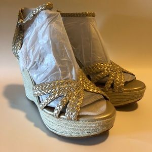 NWOT Lucky Brand Wedge Sandals